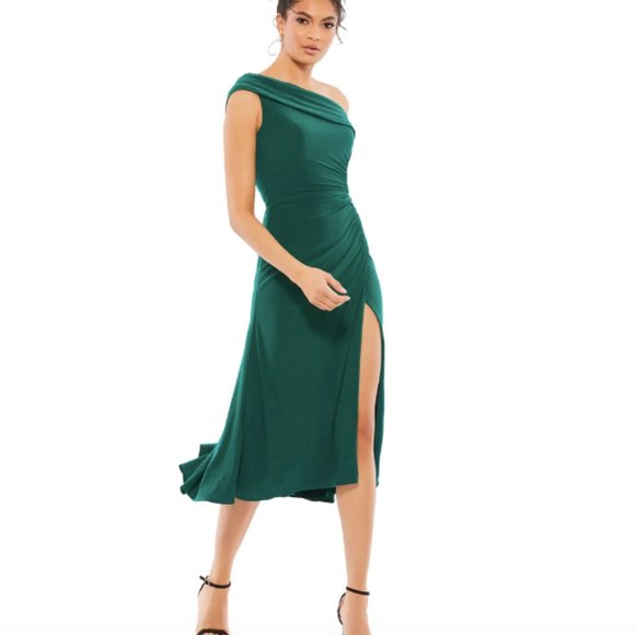 Mac Duggal Dresses & Skirts - Ieena for Mac Duggal Ruched Off-The-Shoulder Midi Dress